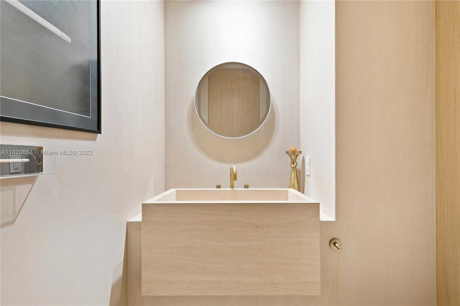 Small Image of 7954 FISHER ISLAND DR #7954, Miami Beach Number 48