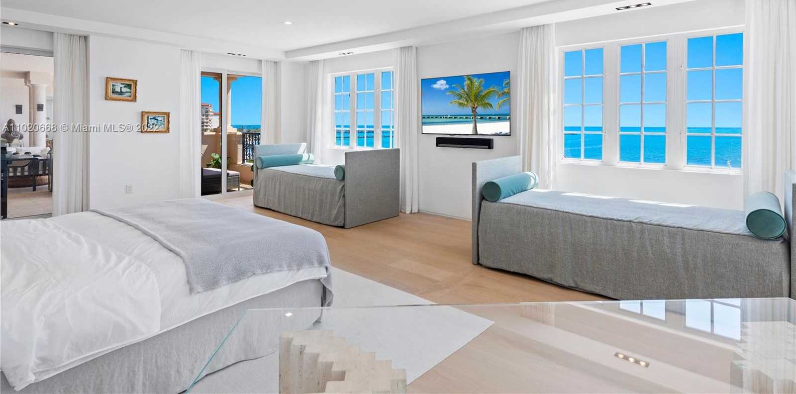 Small Image of 7954 FISHER ISLAND DR #7954, Miami Beach Number 53