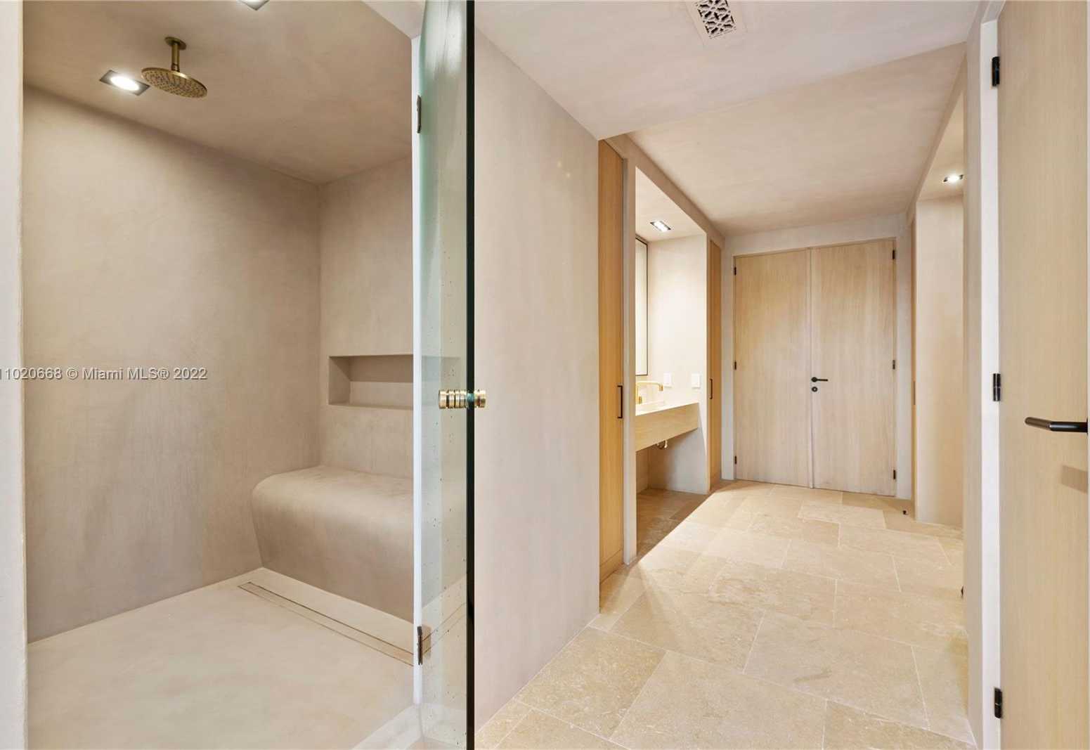 Small Image of 7954 FISHER ISLAND DR #7954, Miami Beach Number 55