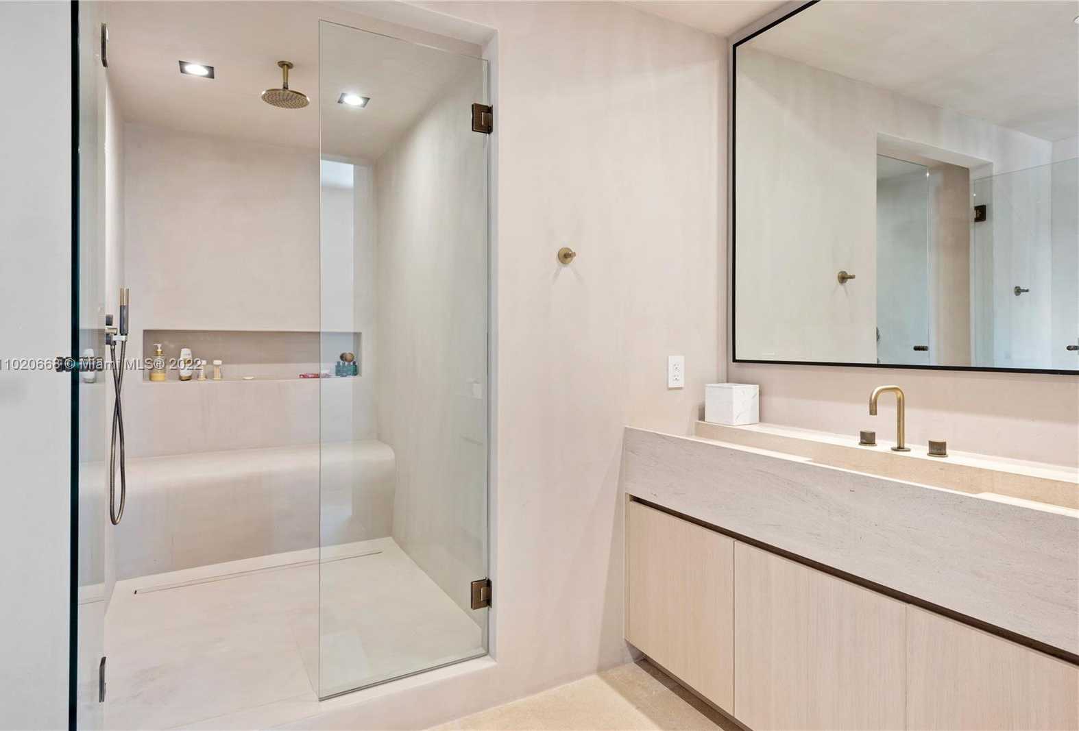 Small Image of 7954 FISHER ISLAND DR #7954, Miami Beach Number 79
