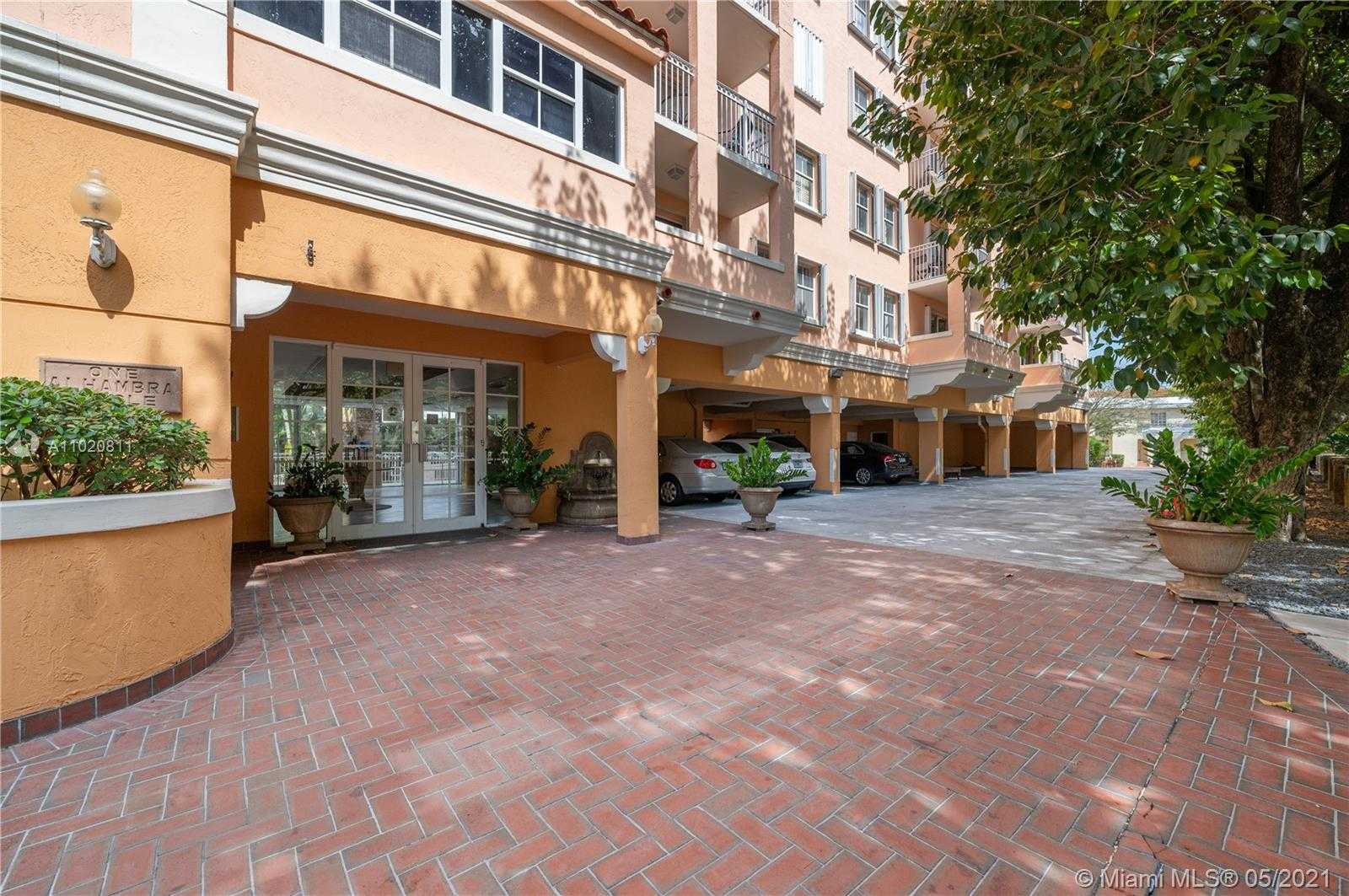 Small Image of 1 ALHAMBRA CIR #205, Coral Gables Number 16