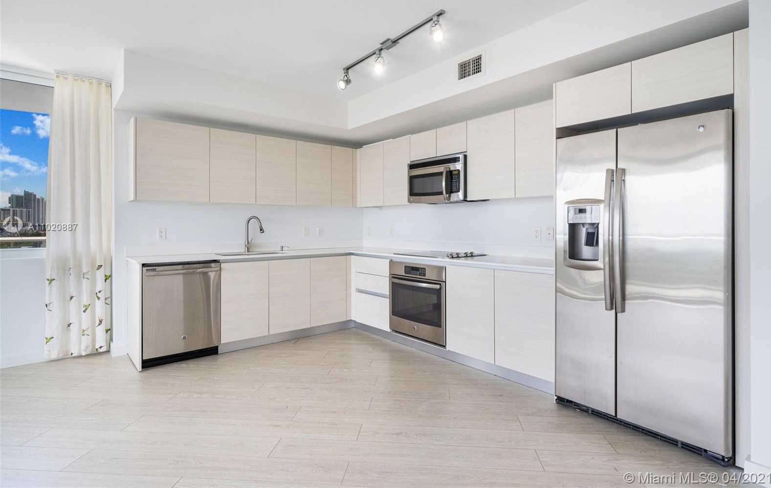 Small Image of 4250 BISCAYNE BLVD #901, Miami Number 15