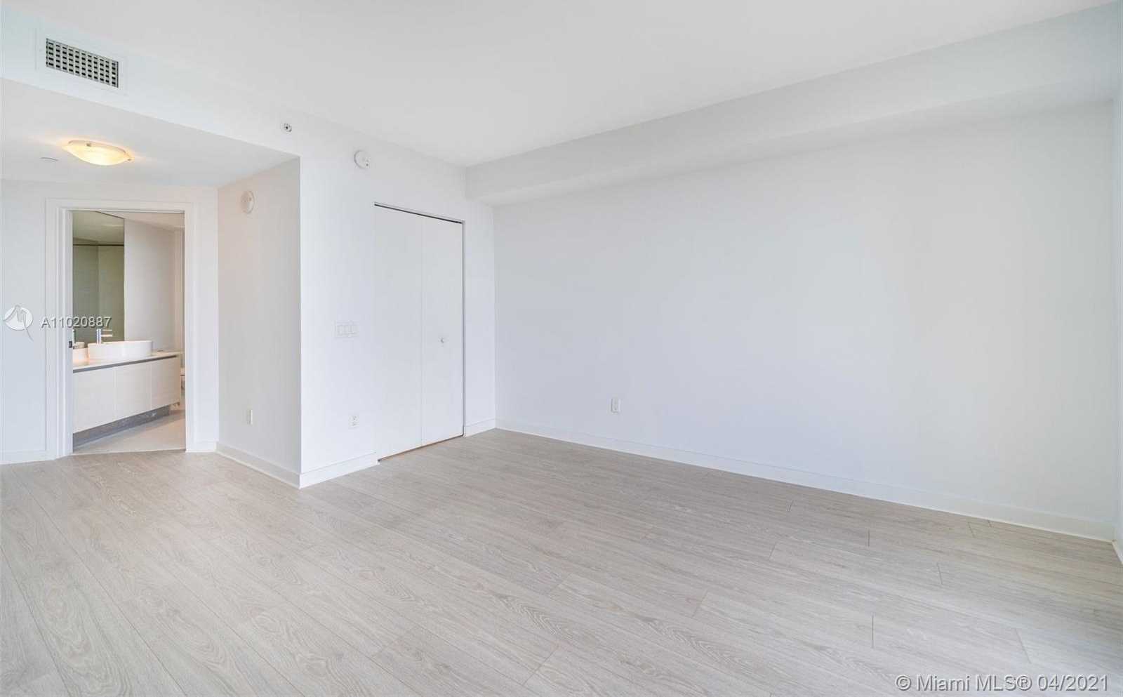 Small Image of 4250 BISCAYNE BLVD #901, Miami Number 8