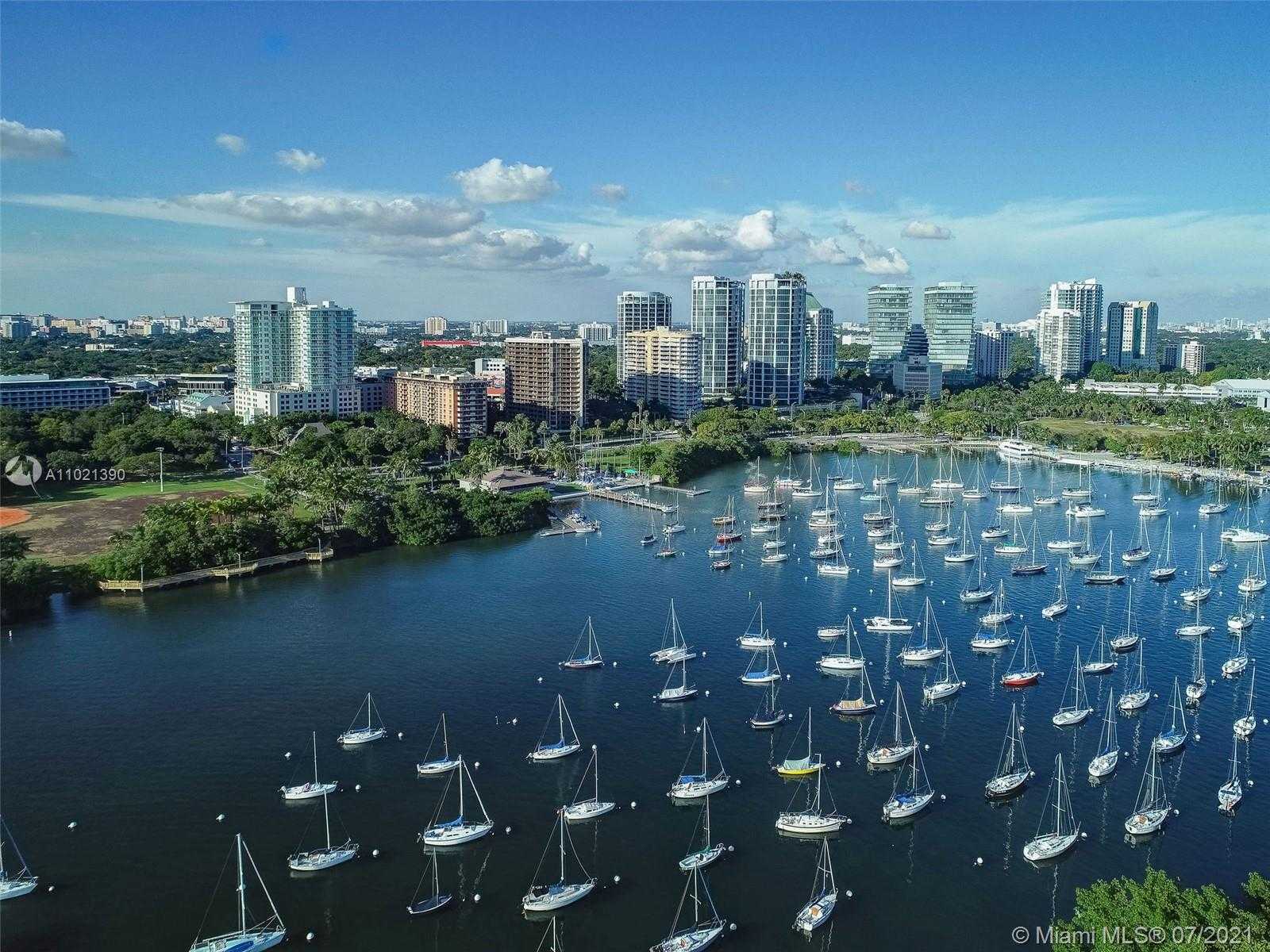 Small Image of 2901 SOUTH BAYSHORE DR #12F, Miami Number 11