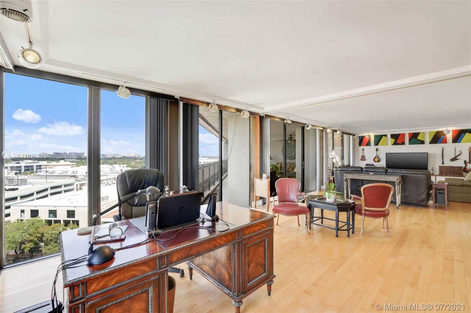 Small Image of 2901 SOUTH BAYSHORE DR #12F, Miami Number 21