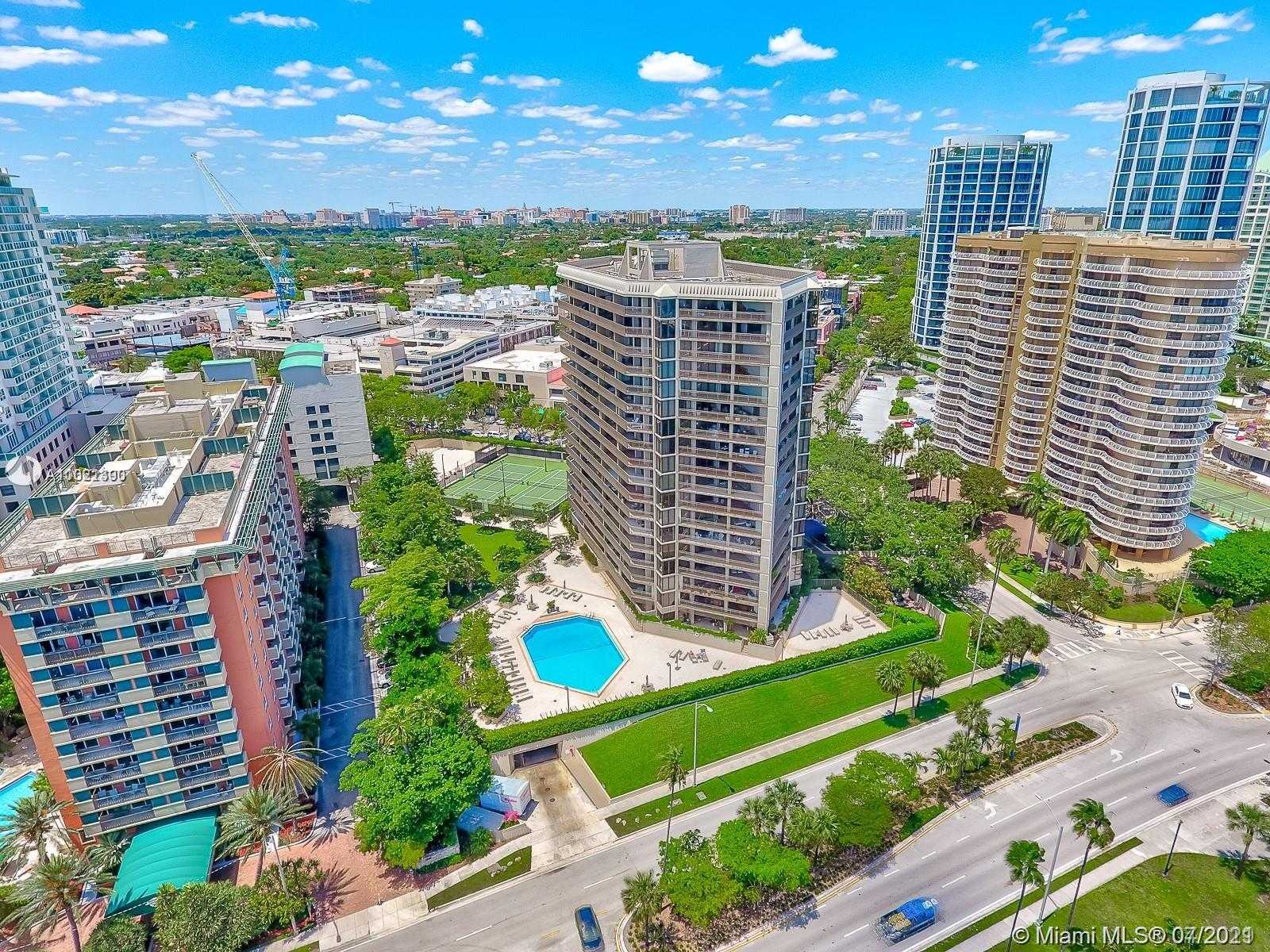 Small Image of 2901 SOUTH BAYSHORE DR #12F, Miami Number 23