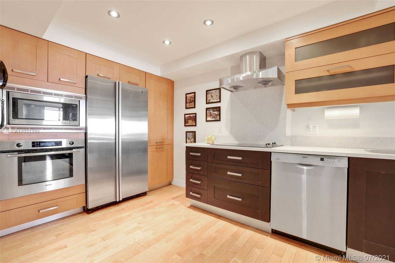 Small Image of 2901 SOUTH BAYSHORE DR #12F, Miami Number 9