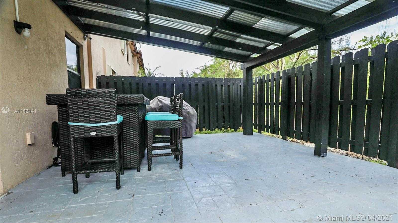 Small Image of 11843 SOUTH WEST 150TH PL, Miami Number 14