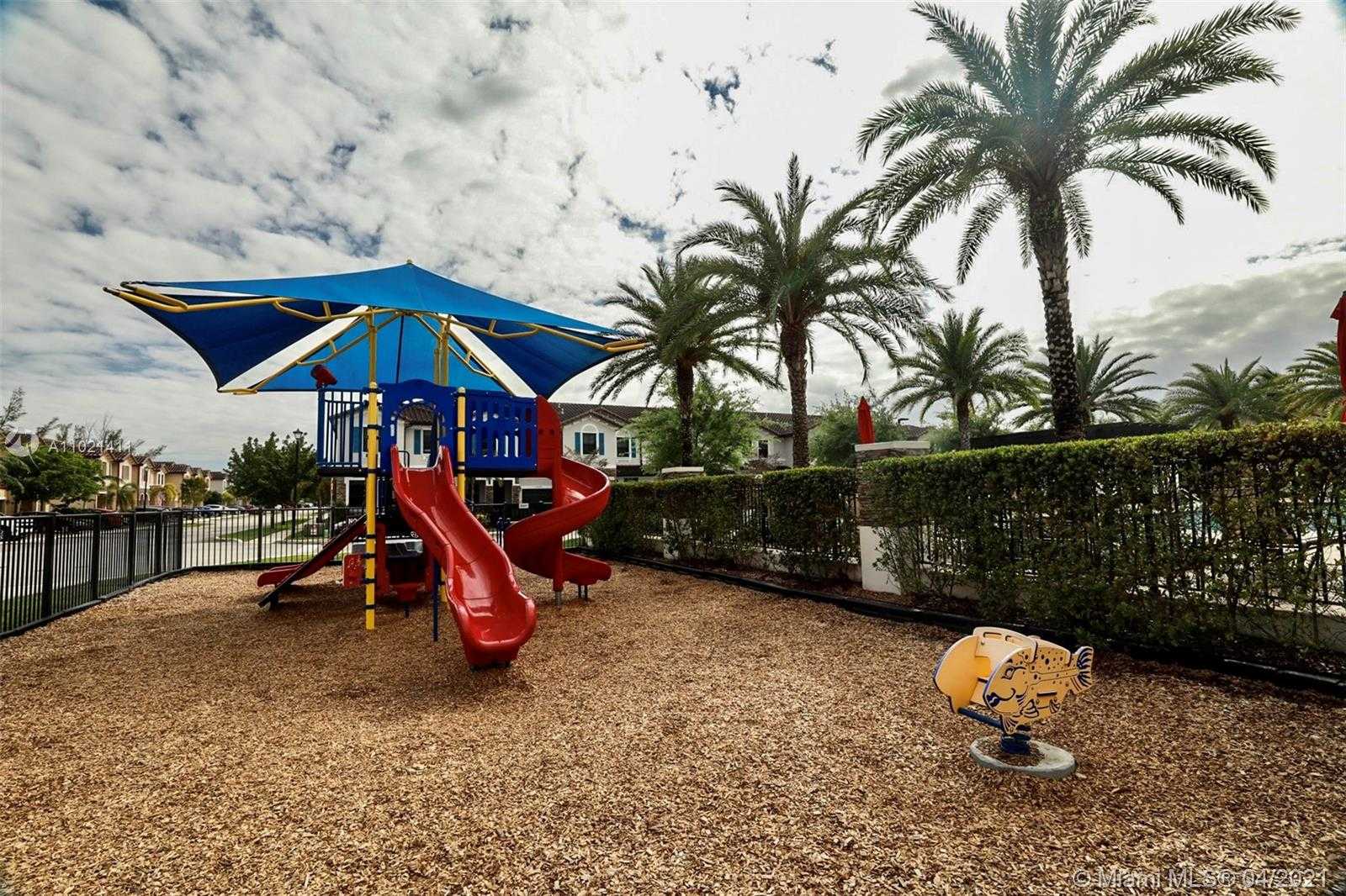 Small Image of 11843 SOUTH WEST 150TH PL, Miami Number 16