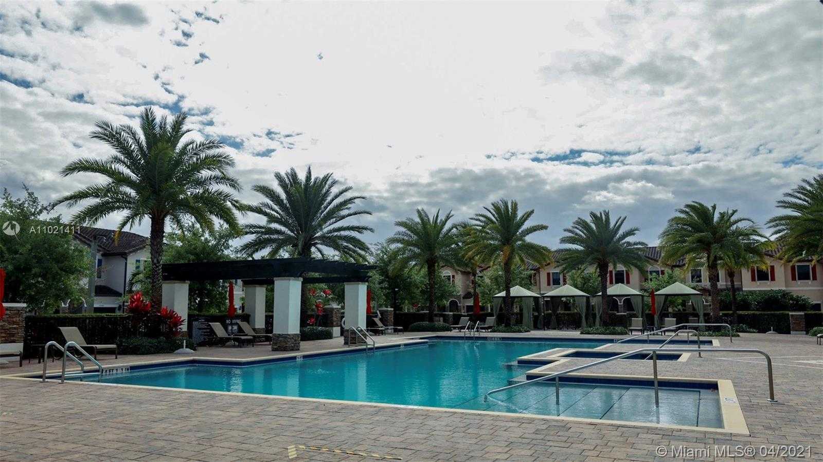 Small Image of 11843 SOUTH WEST 150TH PL, Miami Number 18