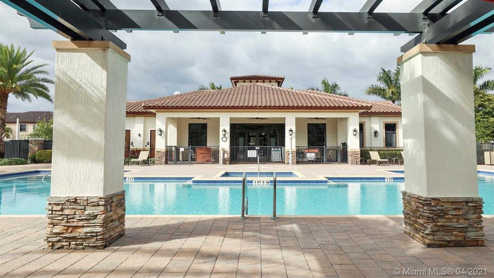 Small Image of 11843 SOUTH WEST 150TH PL, Miami Number 19