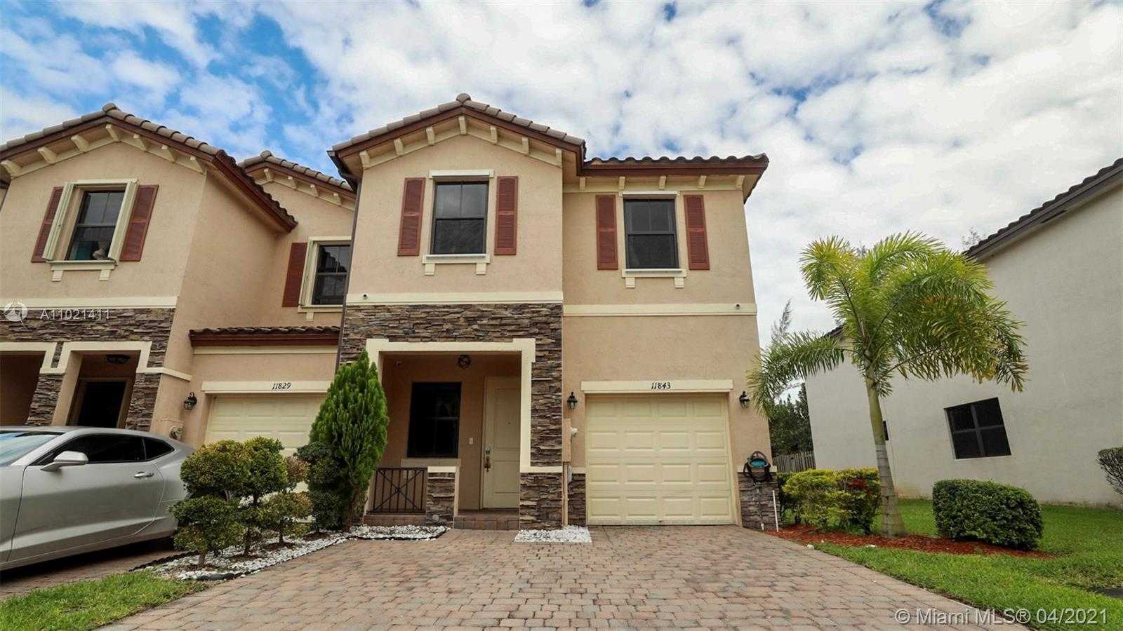 Small Image of 11843 SOUTH WEST 150TH PL, Miami Number 2