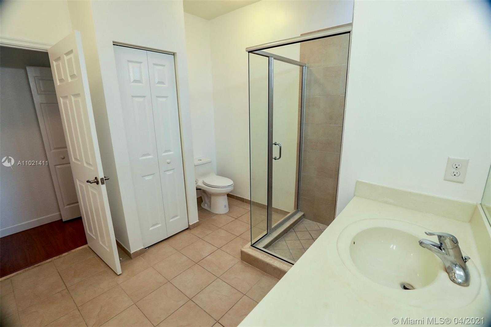 Small Image of 11843 SOUTH WEST 150TH PL, Miami Number 8