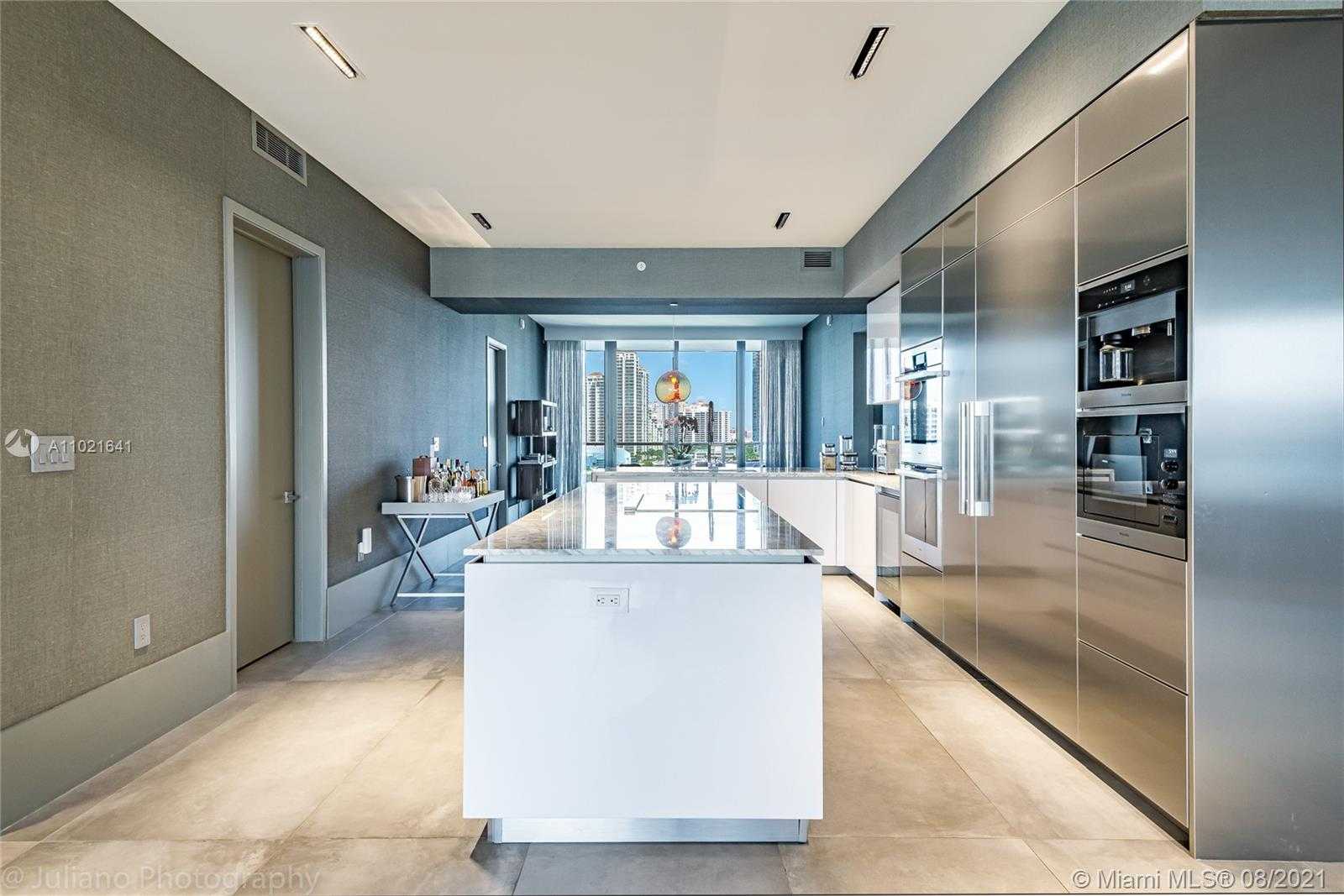Small Image of 5000 ISLAND ESTATES DR #702, Aventura Number 13