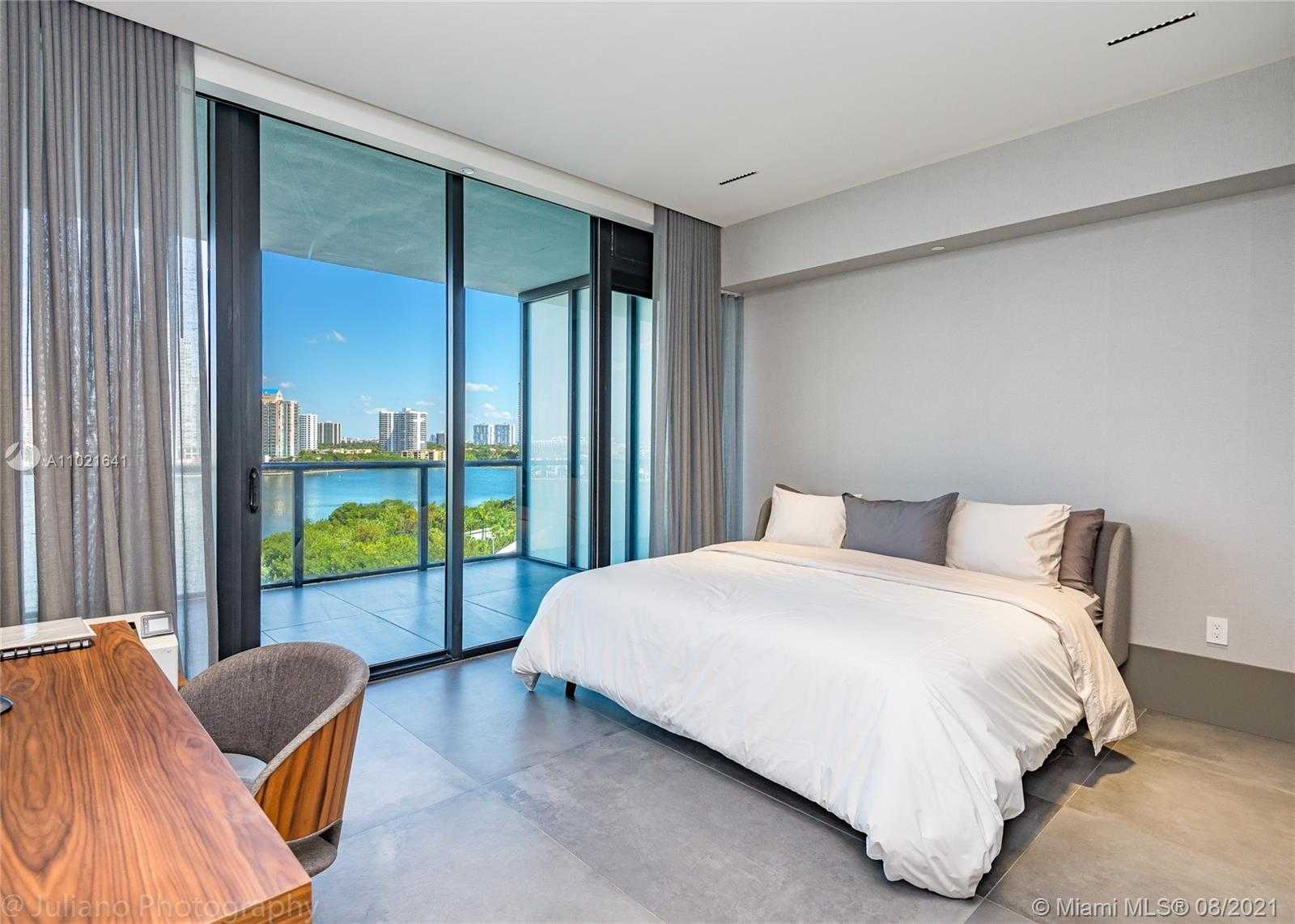Small Image of 5000 ISLAND ESTATES DR #702, Aventura Number 25