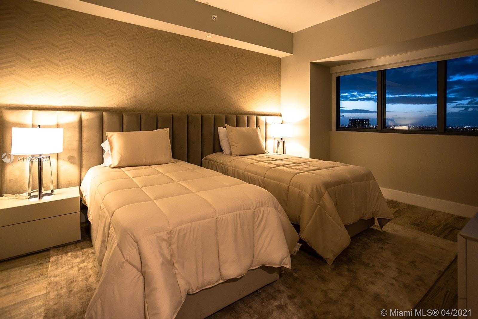 Small Image of 650 NORTH EAST 32ND ST #3204, Miami Number 30