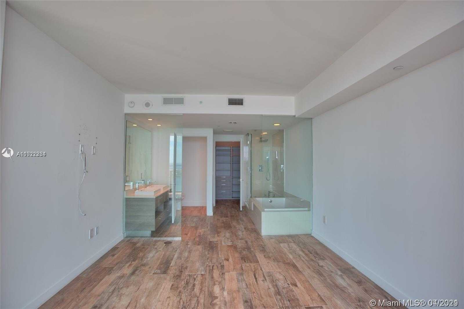 Small Image of 650 NORTH EAST 32ND ST #4805, Miami Number 5