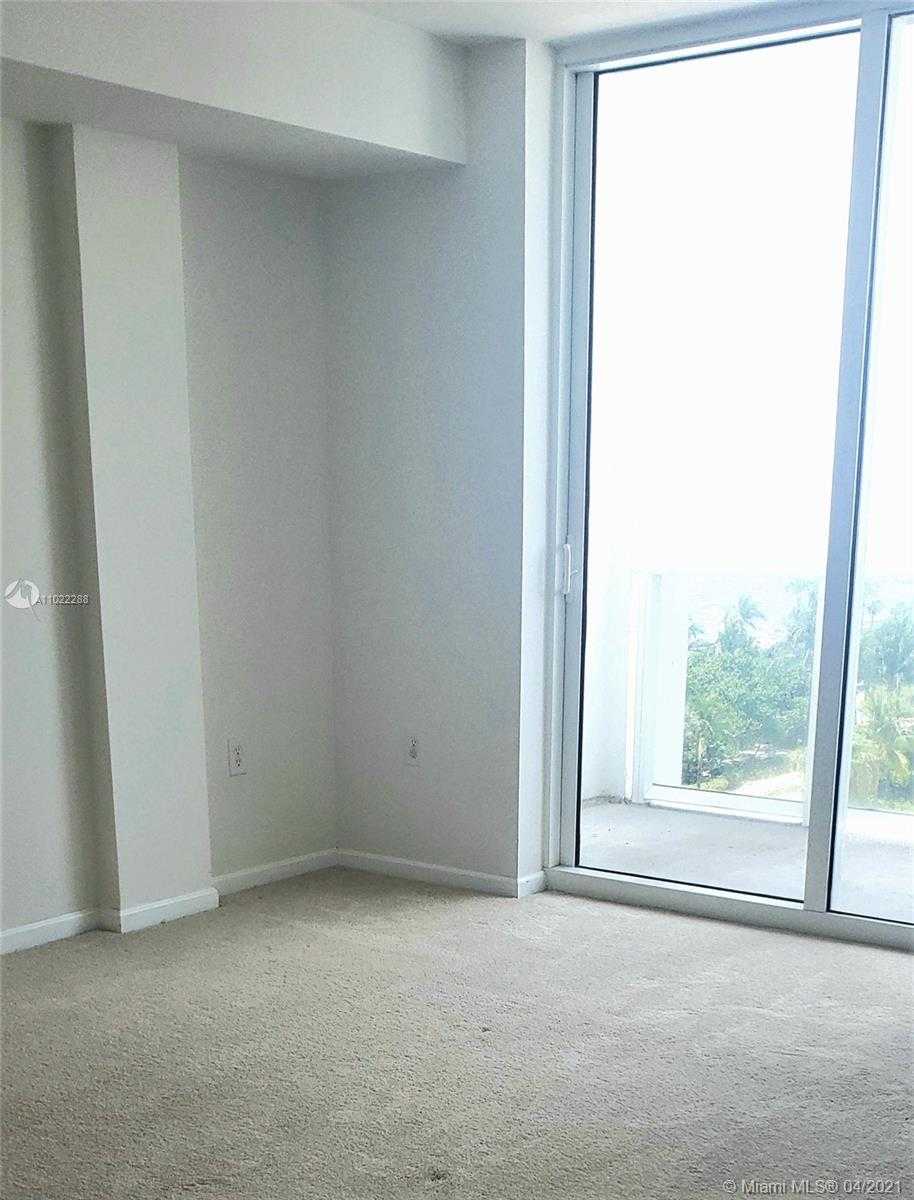 Small Image of 10275 COLLINS AVE #712, Bal Harbour Number 5