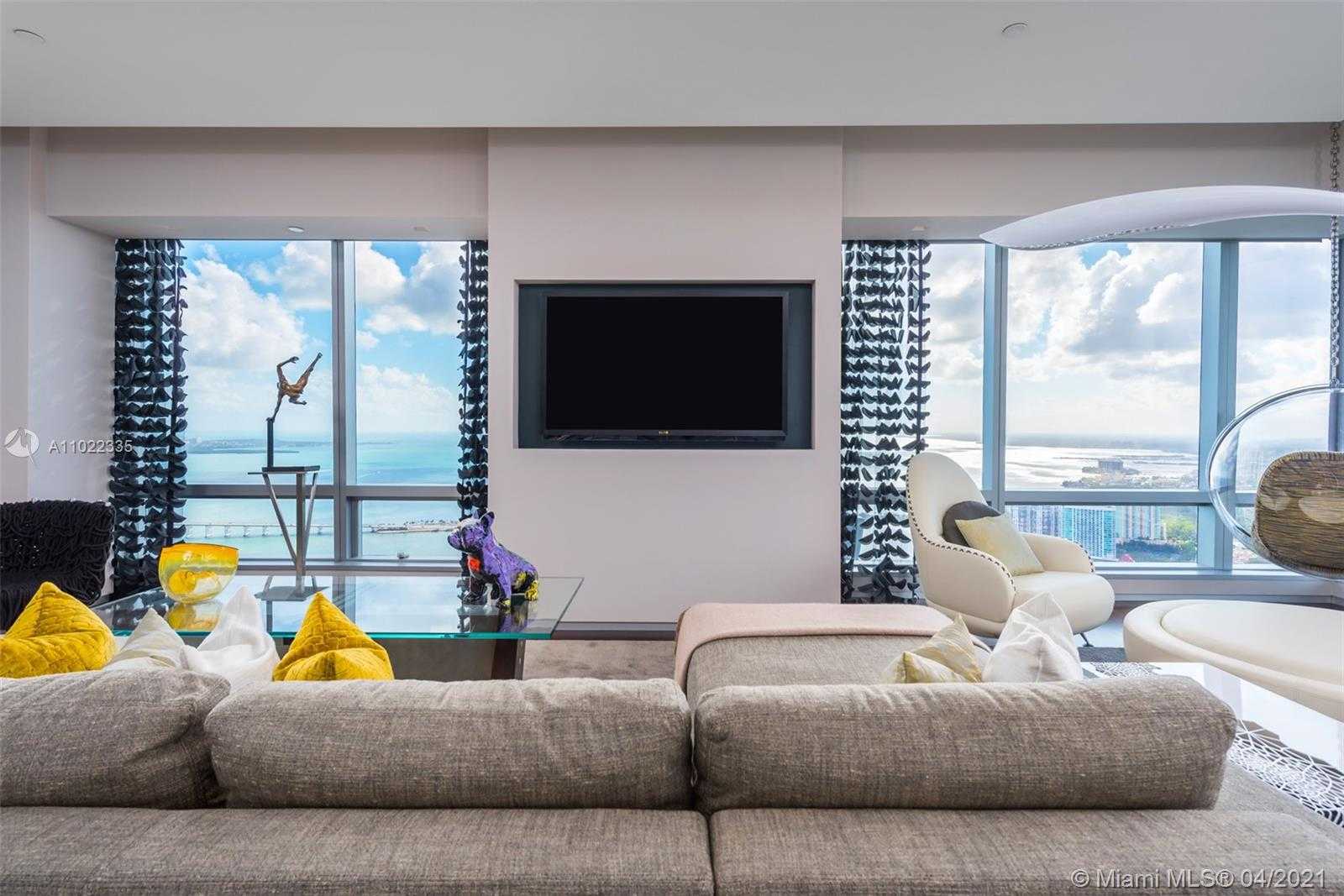 Small Image of 1425 BRICKELL AVE #65B, Miami Number 2