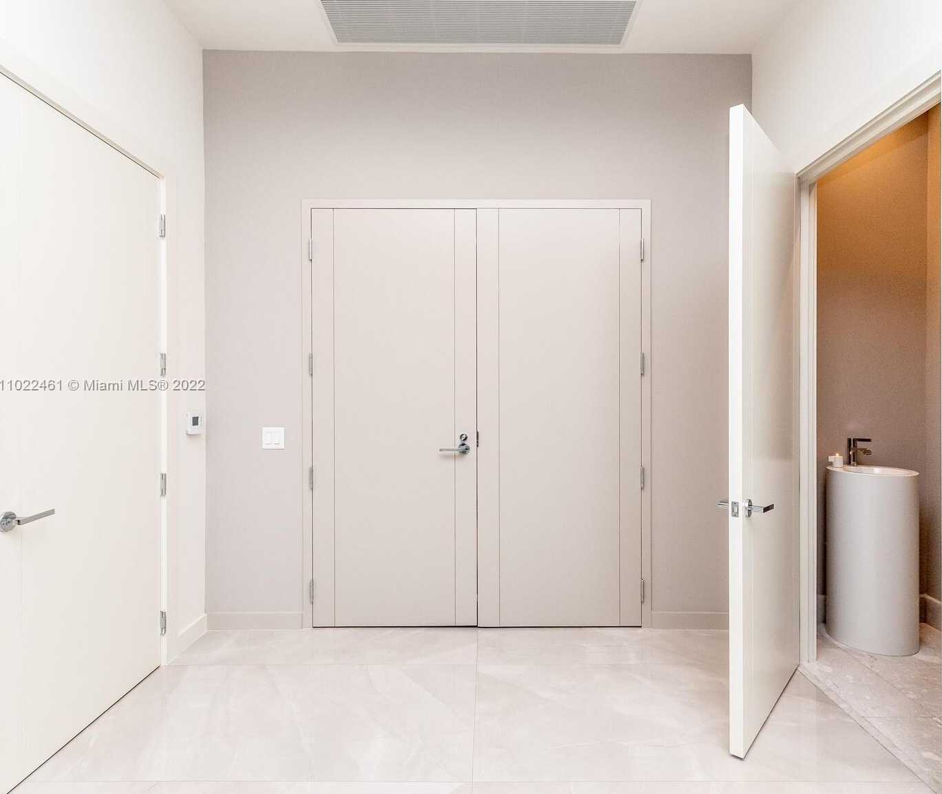 Small Image of 18501 EAST COLLINS #1503, Sunny Isles Beach Number 15