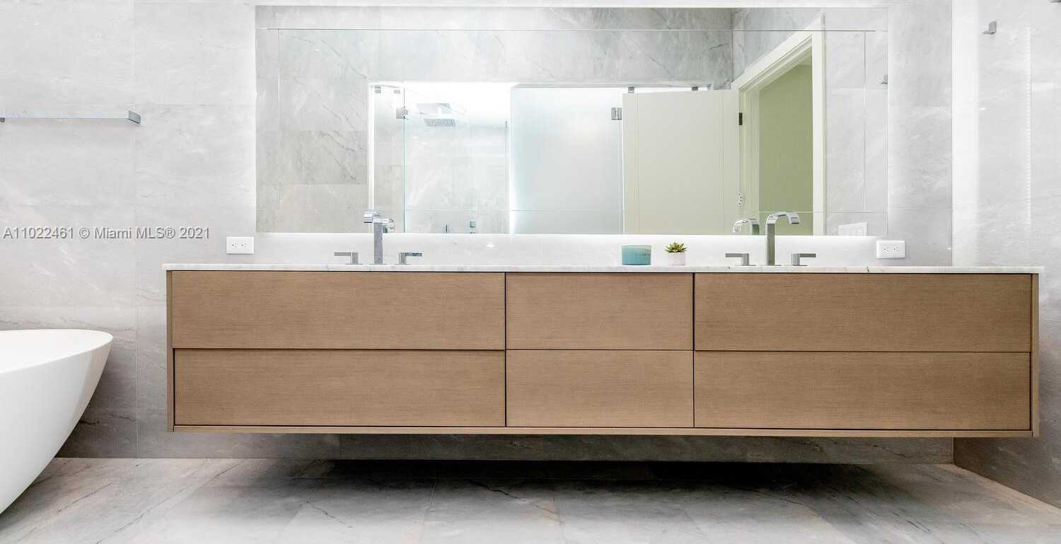 Small Image of 18501 EAST COLLINS #1503, Sunny Isles Beach Number 32