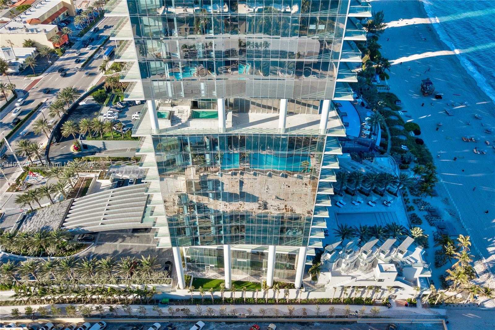 Small Image of 18501 EAST COLLINS #1503, Sunny Isles Beach Number 51