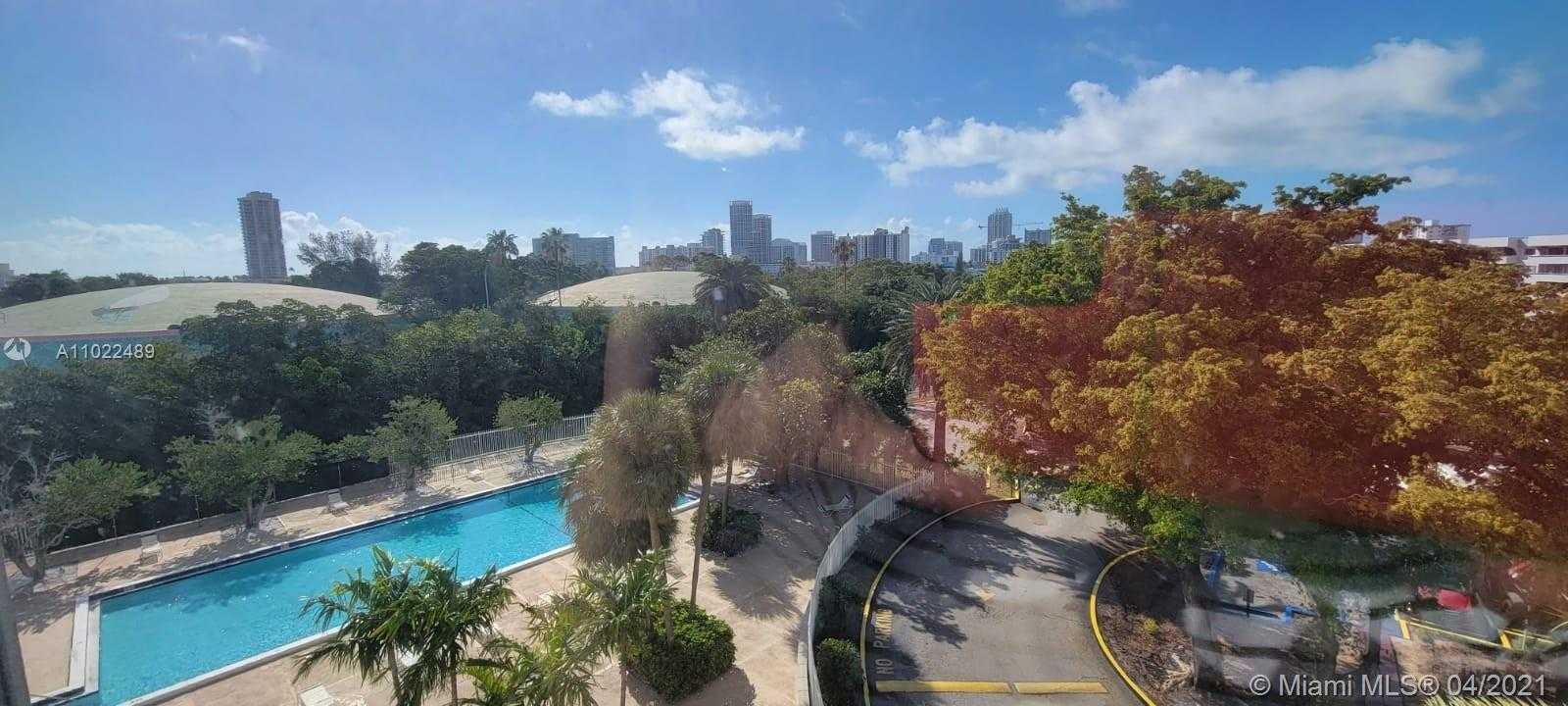 Small Image of 7441 WAYNE AVE #4L, Miami Beach Number 22