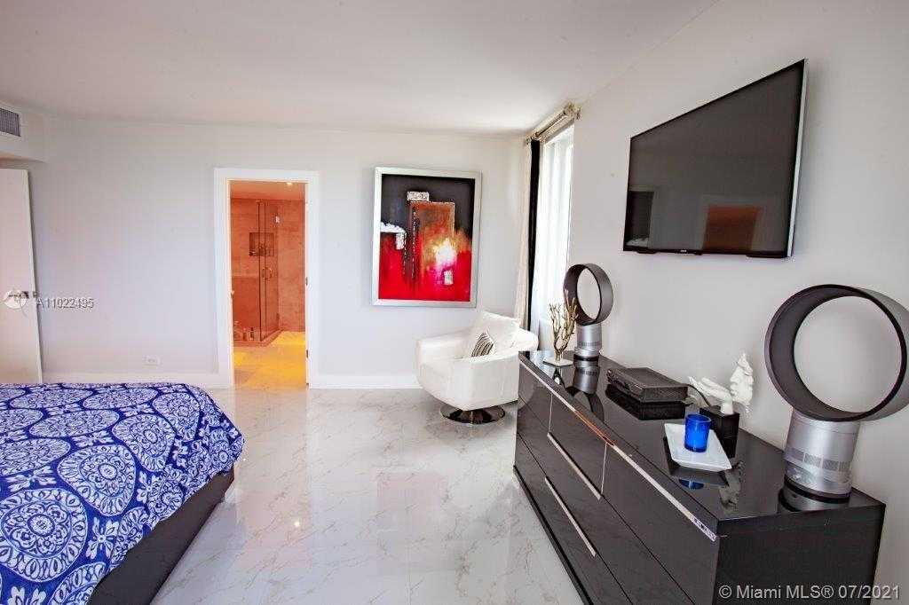 Small Image of 2301 COLLINS AVE #810, Miami Beach Number 8