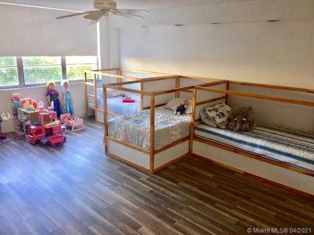 Small Image of 10000 WEST BAY HARBOR DR #425, Bay Harbor Islands Number 20