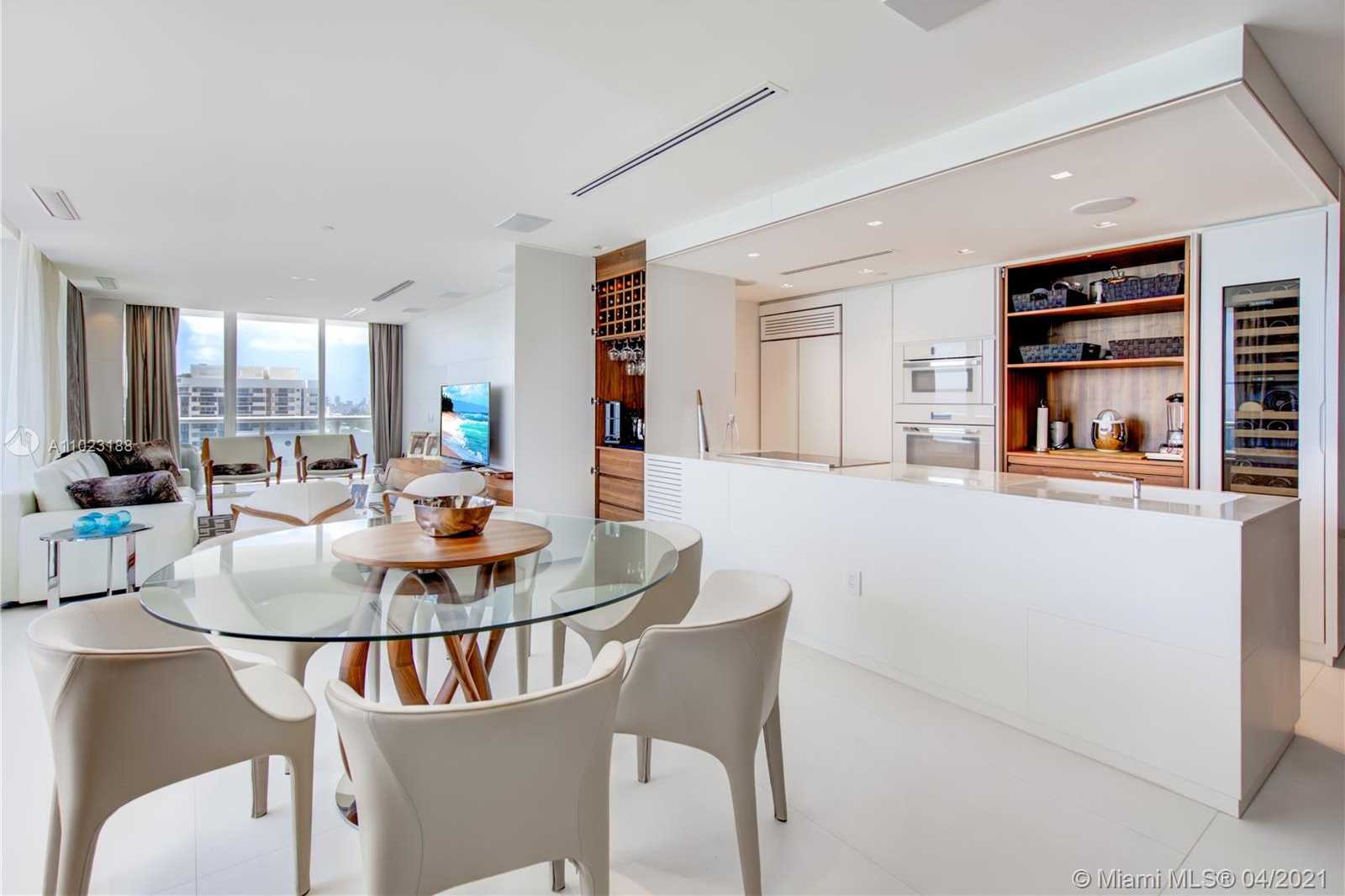 Small Image of 5875 COLLINS AVE #2102, Miami Beach Number 10