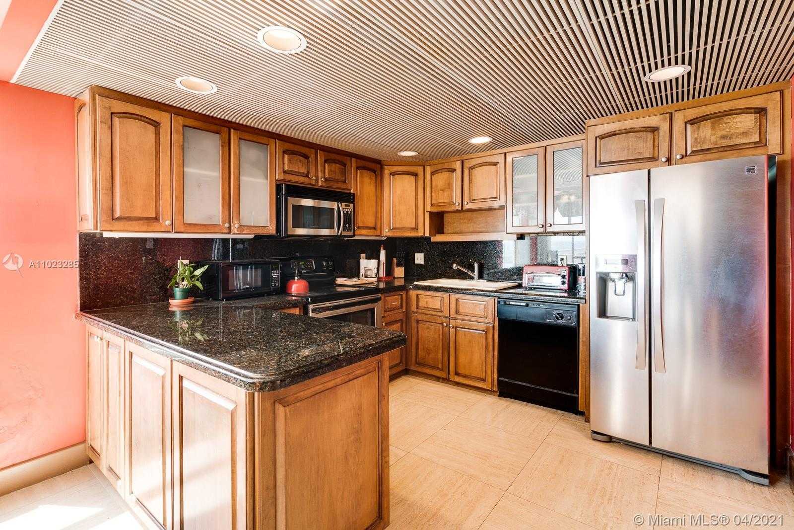 Small Image of 605 OCEAN DR #9L, Key Biscayne Number 10