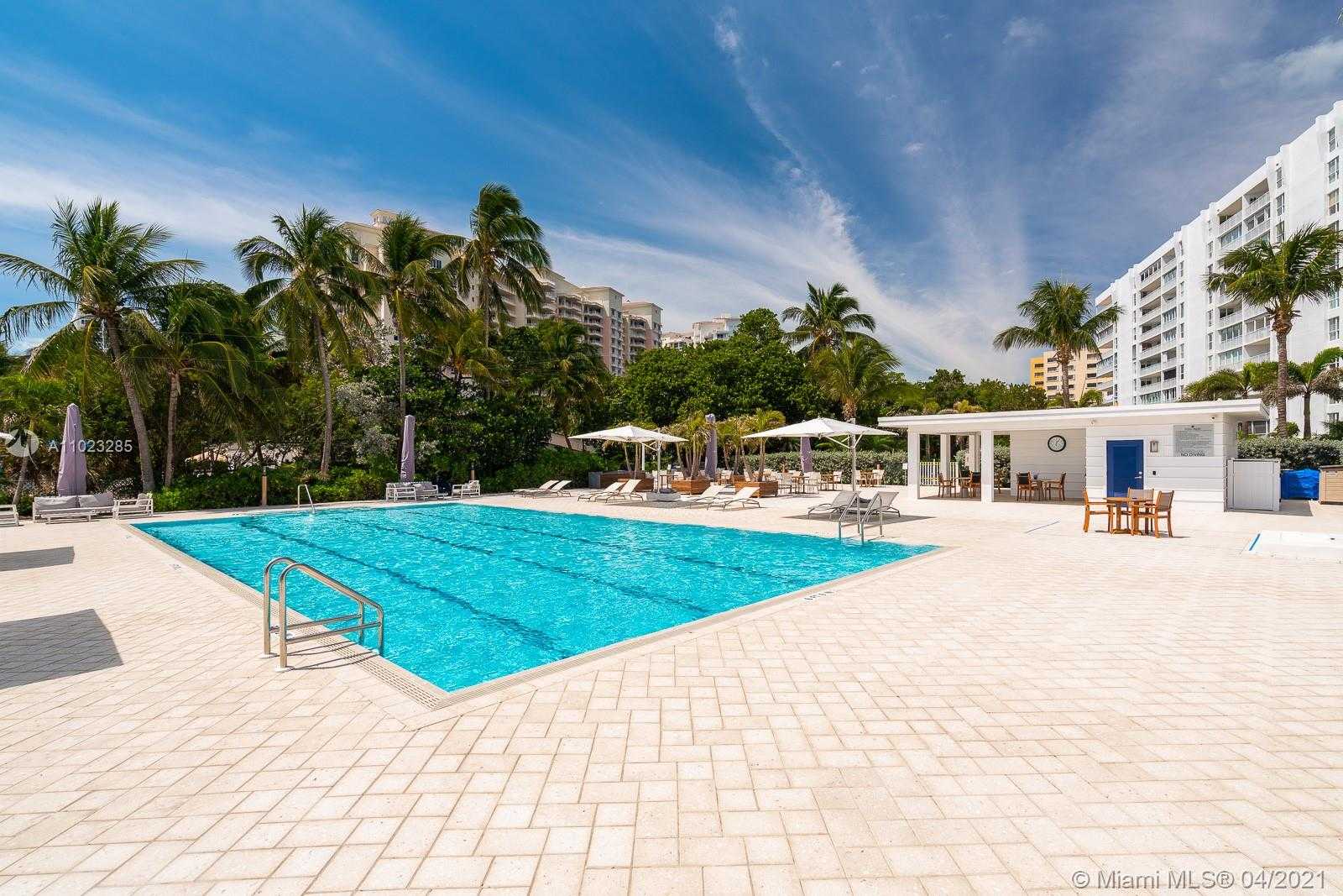 Small Image of 605 OCEAN DR #9L, Key Biscayne Number 13