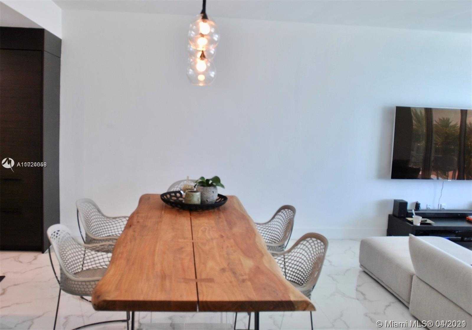 Small Image of 1 COLLINS AVE #402, Miami Beach Number 5
