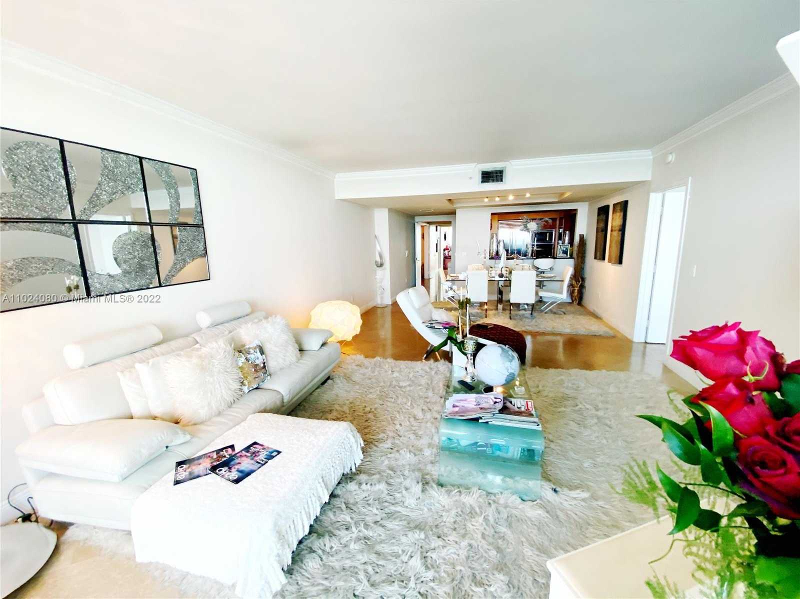 Small Image of 1331 BRICKELL BAY DR #3207, Miami Number 6