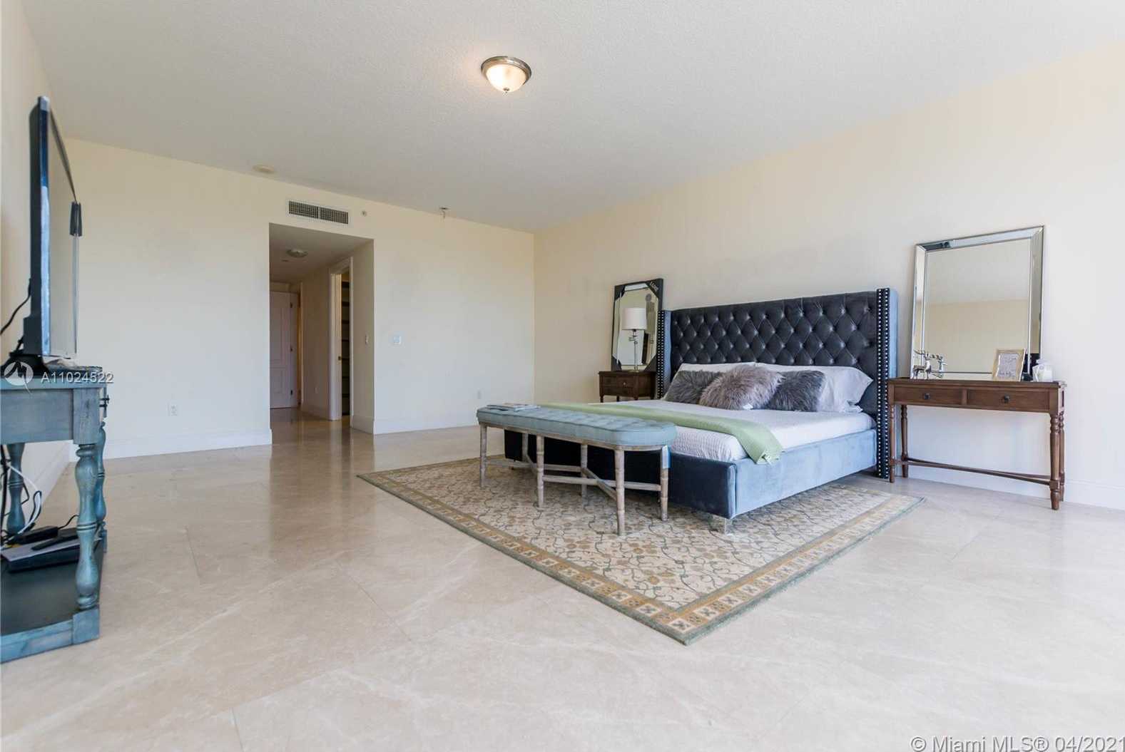 Small Image of 3501 NORTH OCEAN DR #4G, Hollywood Number 36