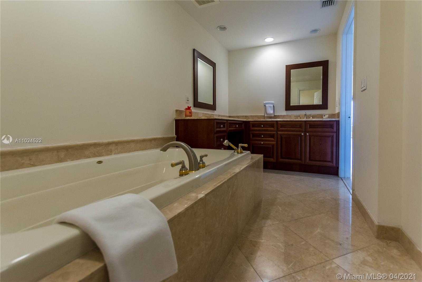 Small Image of 3501 NORTH OCEAN DR #4G, Hollywood Number 43