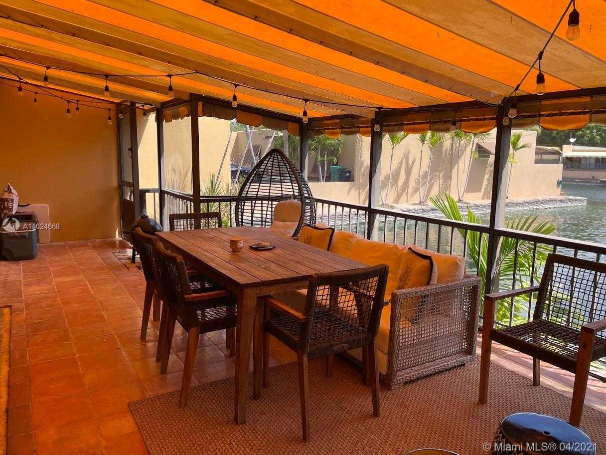 Small Image of 16123 KINGSMOOR WAY, Miami Lakes Number 21