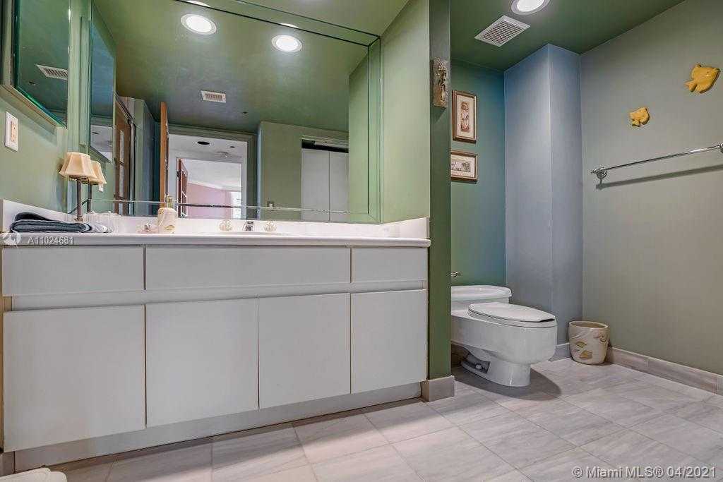Small Image of 16425 COLLINS AVE #1212, Sunny Isles Beach Number 19