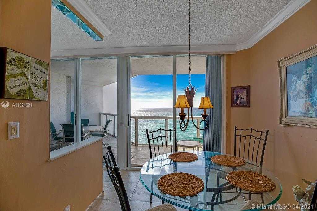 Small Image of 16425 COLLINS AVE #1212, Sunny Isles Beach Number 9