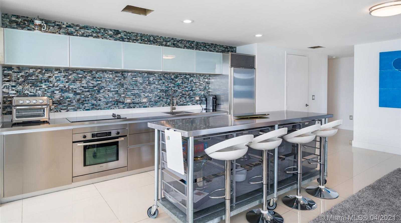 Small Image of 1040 BISCAYNE BLVD #2904, Miami Number 8