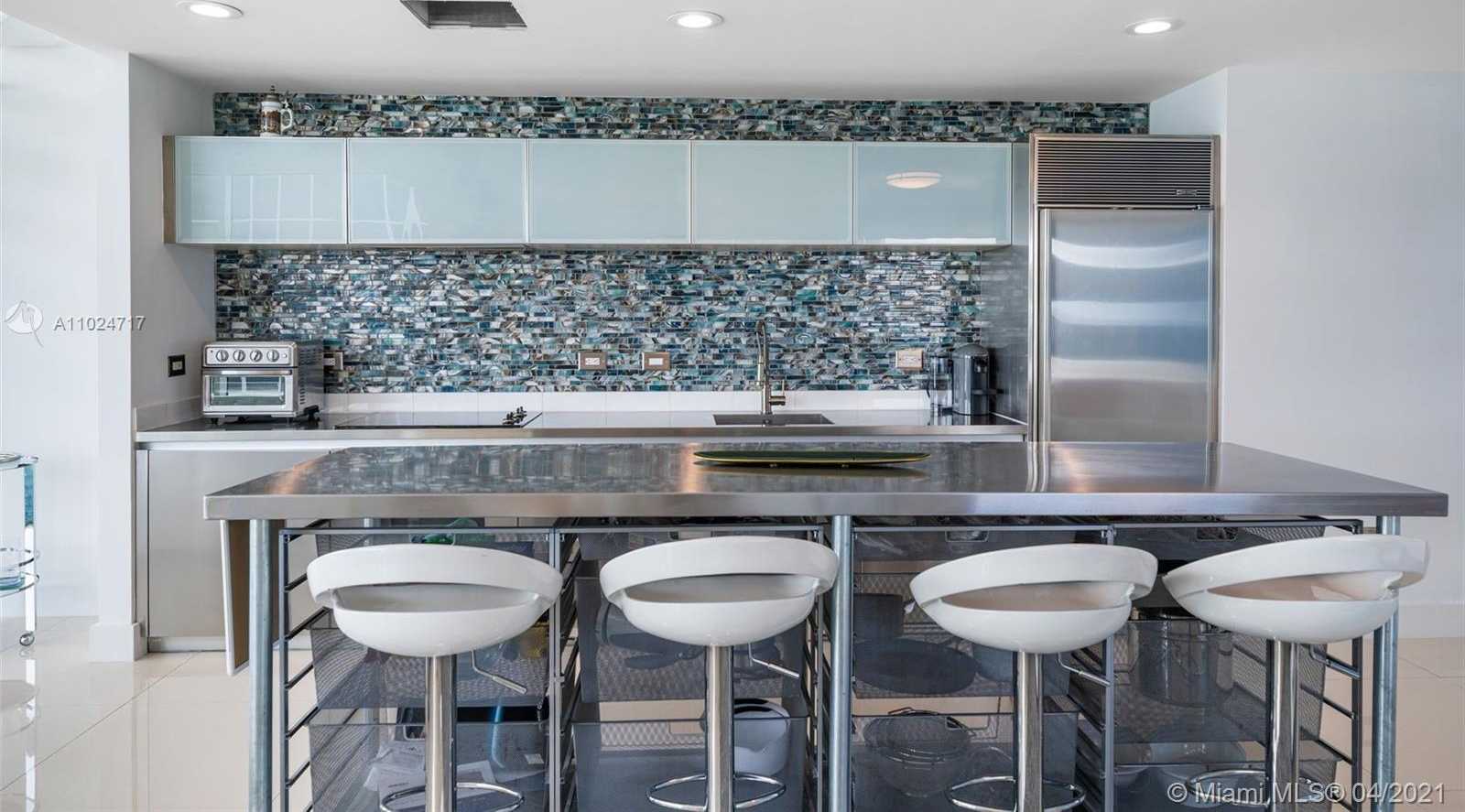 Small Image of 1040 BISCAYNE BLVD #2904, Miami Number 9
