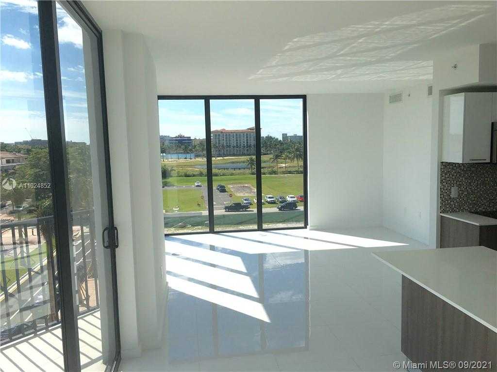 Small Image of 5252 PASEO BLVD #301, Doral Number 10