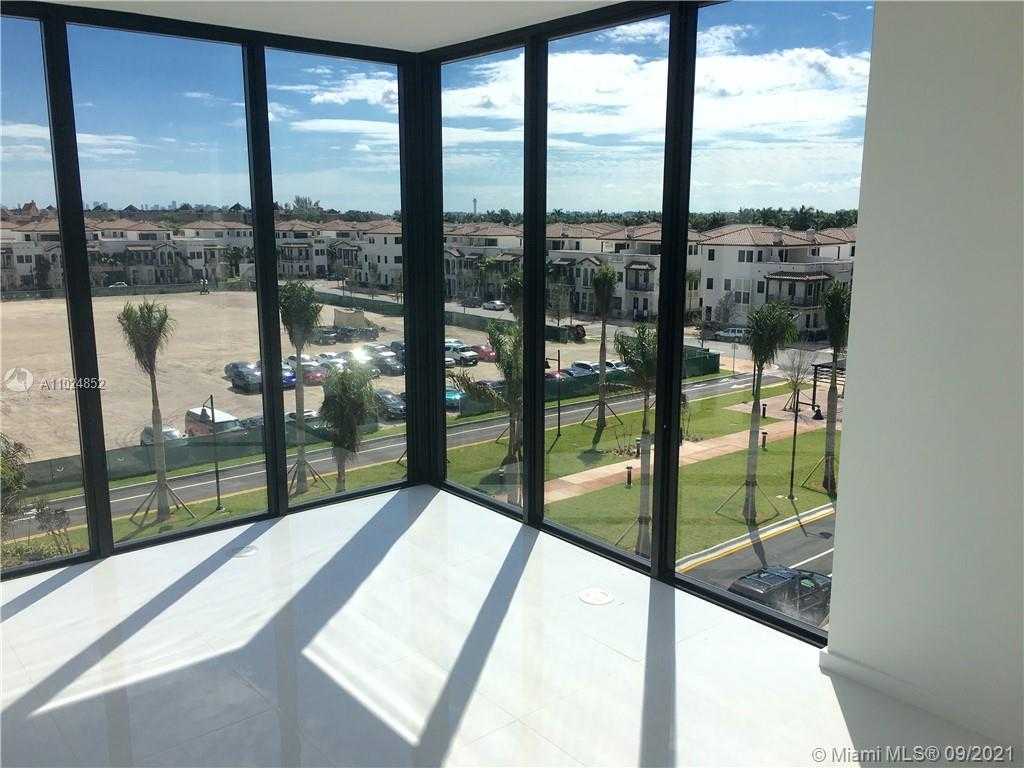 Small Image of 5252 PASEO BLVD #301, Doral Number 3