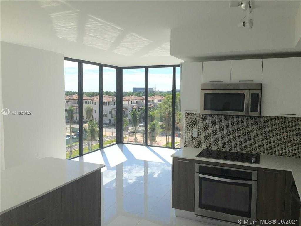 Small Image of 5252 PASEO BLVD #301, Doral Number 7