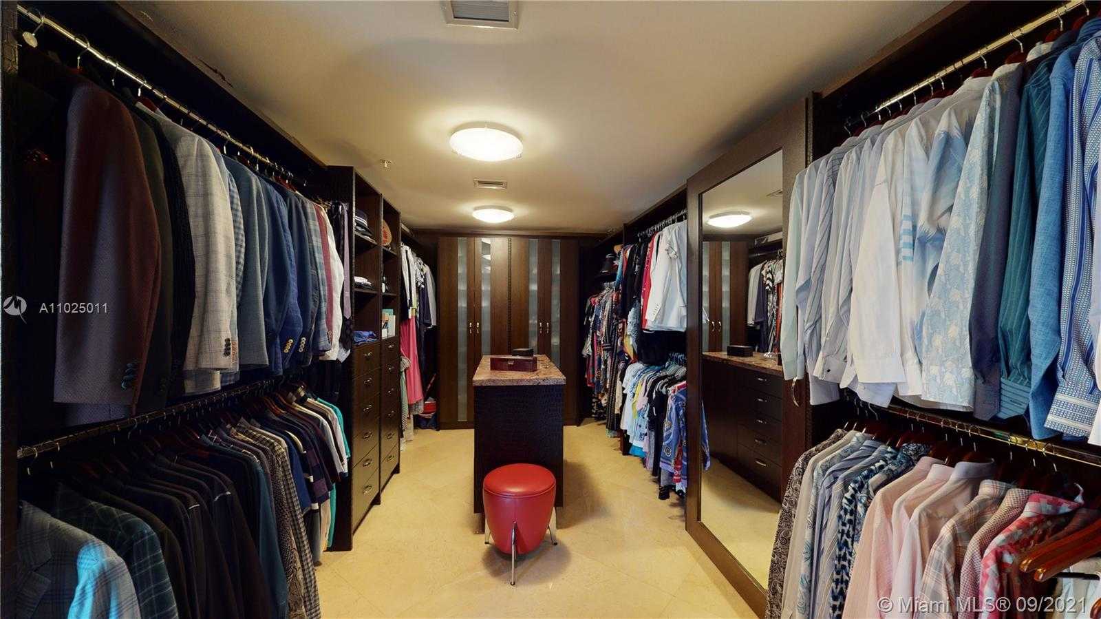 Small Image of 18201 COLLINS AVE #4501, Sunny Isles Beach Number 7