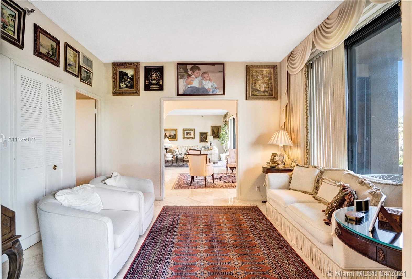Small Image of 251 CRANDON BLVD #302, Key Biscayne Number 11