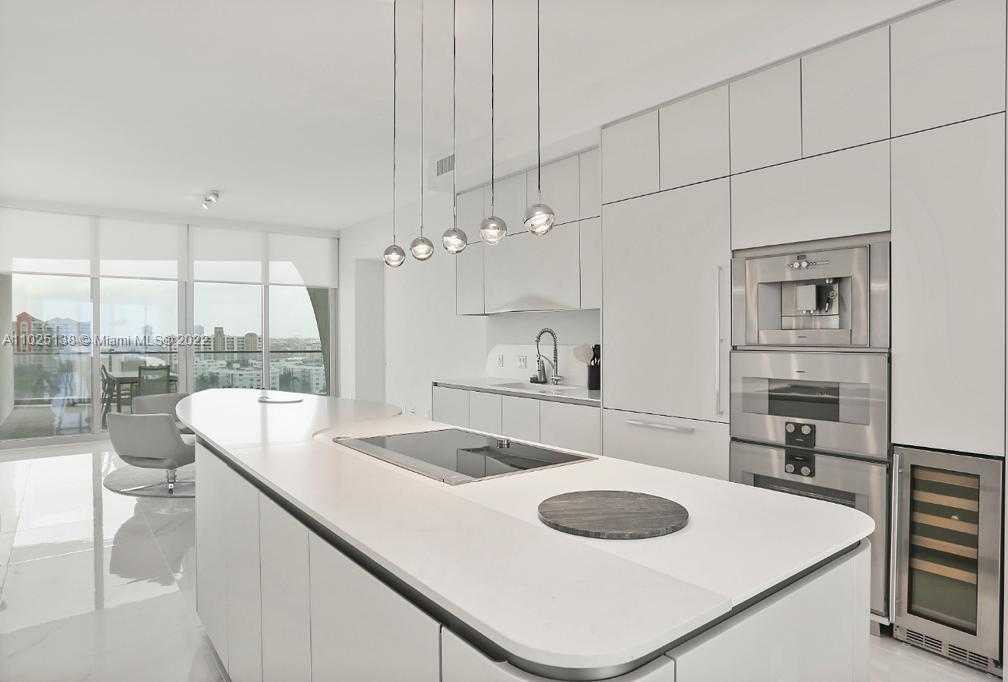 Small Image of 16901 COLLINS AVE #1003, Sunny Isles Beach Number 4