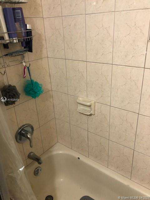 Small Image of 17000 NORTH WEST 67TH AVE #148, Hialeah Number 19