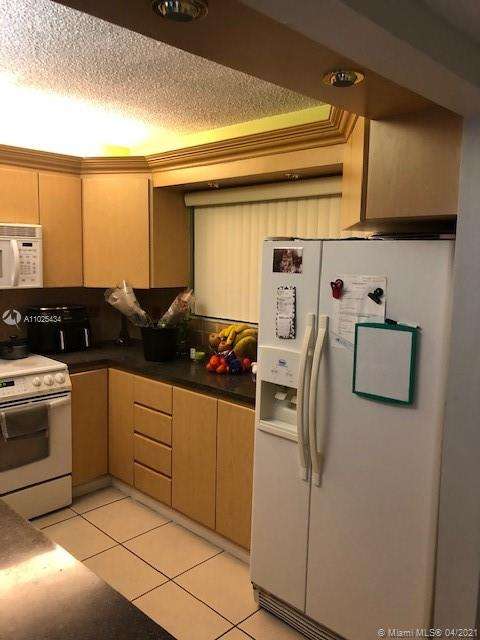 Small Image of 17000 NORTH WEST 67TH AVE #148, Hialeah Number 21