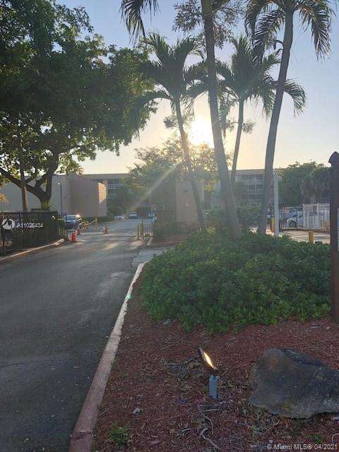 Small Image of 17000 NORTH WEST 67TH AVE #148, Hialeah Number 37